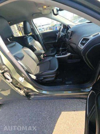 2021 Jeep Compass Latitude - miniatura 19