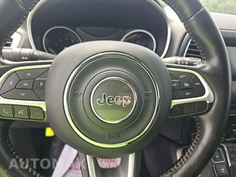 2021 Jeep Compass Latitude – miniatura 10