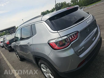 2021 Jeep Compass Latitude – miniatura 6
