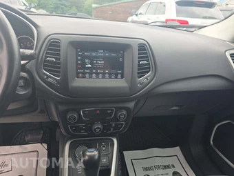 2021 Jeep Compass Latitude - miniatura 7