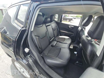 2021 Jeep Compass Latitude - miniatura 16