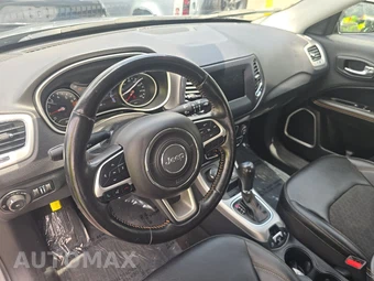 2021 Jeep Compass Latitude - miniatura 11