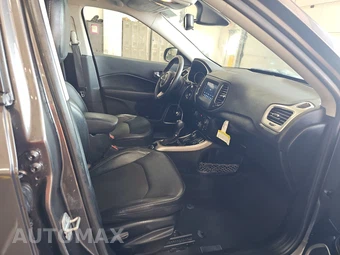 2021 Jeep Compass Latitude - miniatura 8