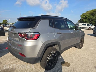 2021 Jeep Compass Trailhawk - miniatura 4