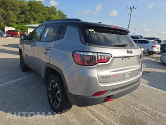 2021 Jeep Compass Trailhawk - miniatura 6