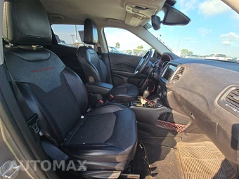 2021 Jeep Compass Trailhawk - miniatura 8