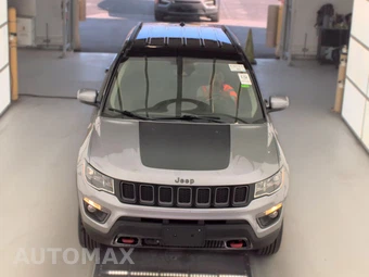 2021 Jeep Compass Trailhawk - miniatura 2