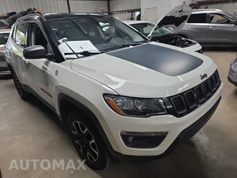 2021 Jeep Compass Trailhawk - miniatura 3