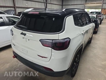2021 Jeep Compass Trailhawk - miniatura 4