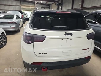 2021 Jeep Compass Trailhawk - miniatura 5