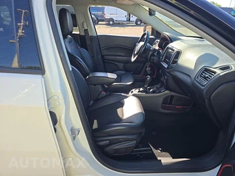 2021 Jeep Compass Trailhawk - miniatura 8