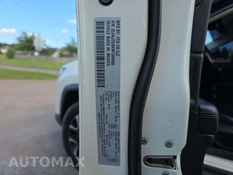2021 Jeep Compass Trailhawk – miniatura 2
