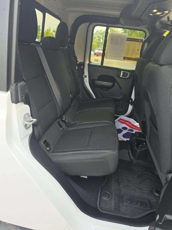 2021 Jeep Gladiator 80th Anniversary Crew Cab Medium Bed - miniatura 13