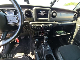 2021 Jeep Gladiator Freedom Edition Crew Cab Medium Bed - miniatura 17