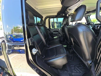 2021 Jeep Gladiator High Altitude Edition Crew Cab Medium Bed - miniatura 16