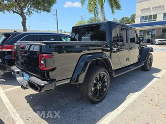 2021 Jeep Gladiator High Altitude Edition Crew Cab Medium Bed - miniatura 3