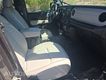 2021 Jeep Gladiator High Altitude Edition Crew Cab Medium Bed - miniatura 8