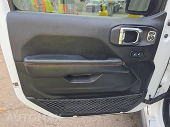 2021 Jeep Gladiator Mojave Crew Cab Medium Bed - miniatura 9