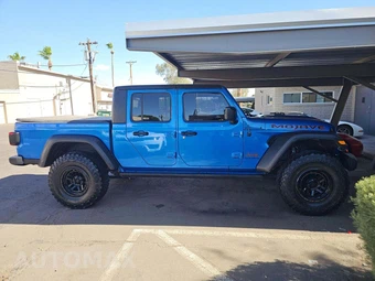 2021 Jeep Gladiator Mojave Crew Cab Medium Bed - miniatura 4