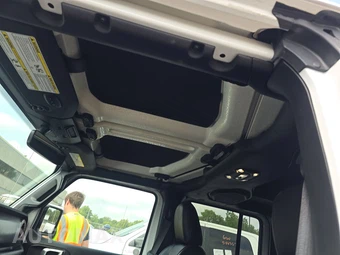 2021 Jeep Gladiator Mojave Crew Cab Medium Bed - miniatura 17