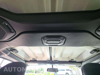 2021 Jeep Gladiator Overland Crew Cab Medium Bed - miniatura 8