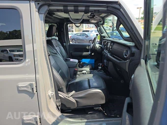 2021 Jeep Gladiator Overland Crew Cab Medium Bed - miniatura 15