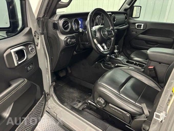 2021 Jeep Gladiator Overland Crew Cab Medium Bed - miniatura 13
