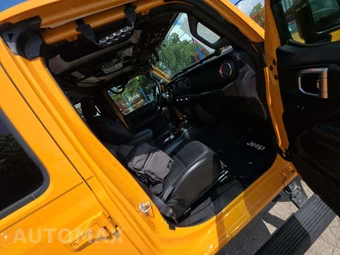 2021 Jeep Gladiator Overland Crew Cab Medium Bed - miniatura 18