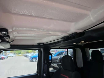 2021 Jeep Gladiator Rubicon Crew Cab Medium Bed - miniatura 8