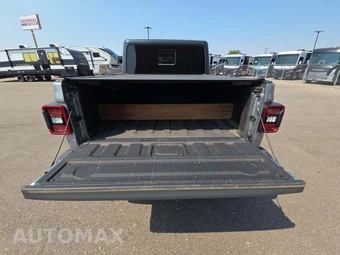 2021 Jeep Gladiator Rubicon Crew Cab Medium Bed - miniatura 11