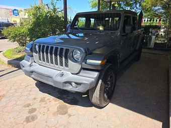 2021 Jeep Gladiator Rubicon Crew Cab Medium Bed