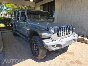 2021 Jeep Gladiator Rubicon Crew Cab Medium Bed - miniatura 4