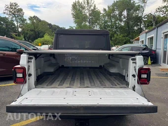 2021 Jeep Gladiator Rubicon Crew Cab Medium Bed - miniatura 20