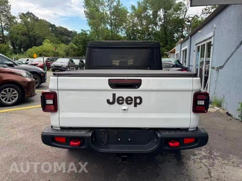 2021 Jeep Gladiator Rubicon Crew Cab Medium Bed - miniatura 4
