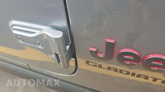 2021 Jeep Gladiator Rubicon Crew Cab Medium Bed - miniatura 32