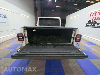 2021 Jeep Gladiator Rubicon Crew Cab Medium Bed - miniatura 14