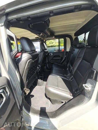 2021 Jeep Gladiator Rubicon Crew Cab Medium Bed - miniatura 13