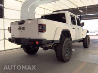 2021 Jeep Gladiator Rubicon Crew Cab Medium Bed - miniatura 4