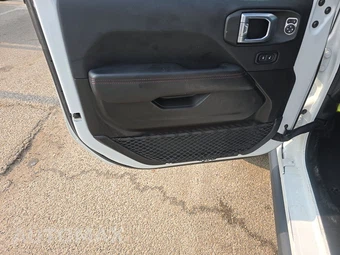 2021 Jeep Gladiator Rubicon Crew Cab Medium Bed - miniatura 9