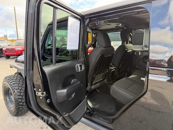 2021 Jeep Gladiator Rubicon Crew Cab Short Bed - miniatura 39