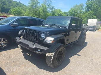 2021 Jeep Gladiator Sport Crew Cab Medium Bed