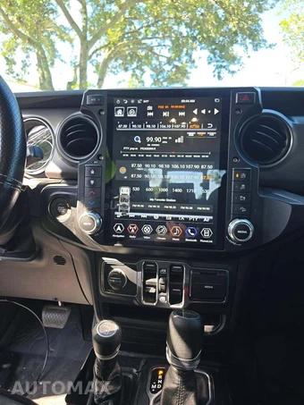 2021 Jeep Gladiator Sport S Edition Crew Cab Medium Bed - miniatura 10