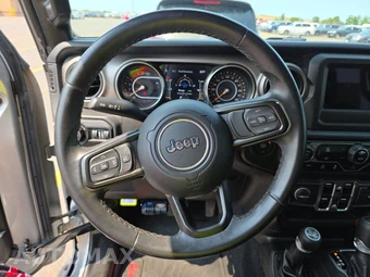2021 Jeep Gladiator Sport S Edition Crew Cab Medium Bed - miniatura 10