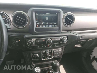 2021 Jeep Gladiator Sport S Edition Crew Cab Medium Bed - miniatura 10