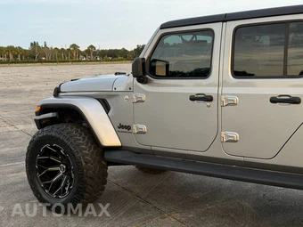 2021 Jeep Gladiator Sport S Edition Crew Cab Medium Bed - miniatura 31