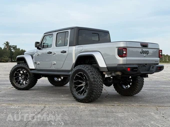 2021 Jeep Gladiator Sport S Edition Crew Cab Medium Bed - miniatura 4