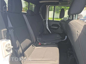 2021 Jeep Gladiator Sport S Edition Crew Cab Medium Bed - miniatura 13