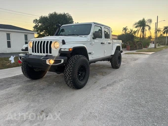 2021 Jeep Gladiator Sport S Edition Crew Cab Short Bed - miniatura 2