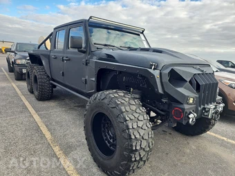 2021 Jeep Gladiator Sport S Edition Crew Cab Short Bed - miniatura 3