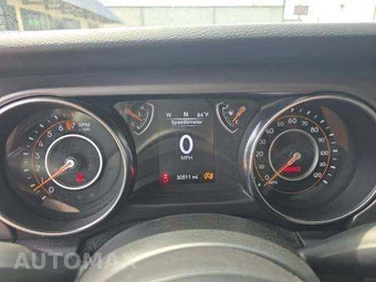 2021 Jeep Gladiator Willys Crew Cab Medium Bed - miniatura 10